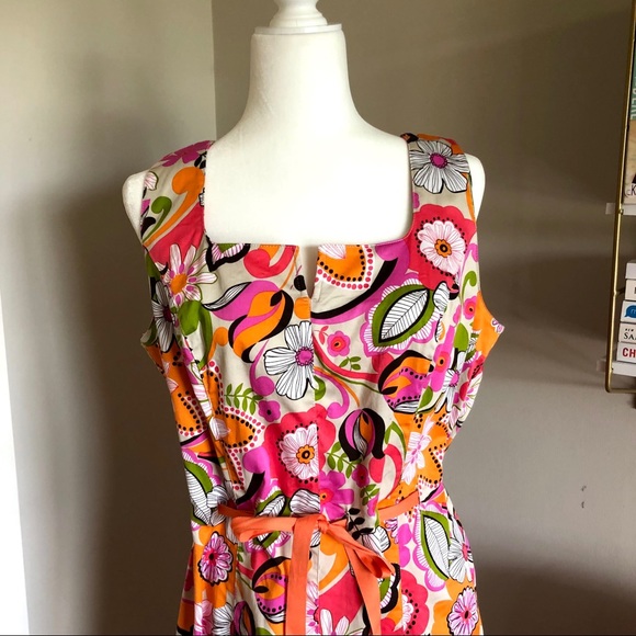 Fun and colorful 70s inspired summer dress - Picture 3 of 5